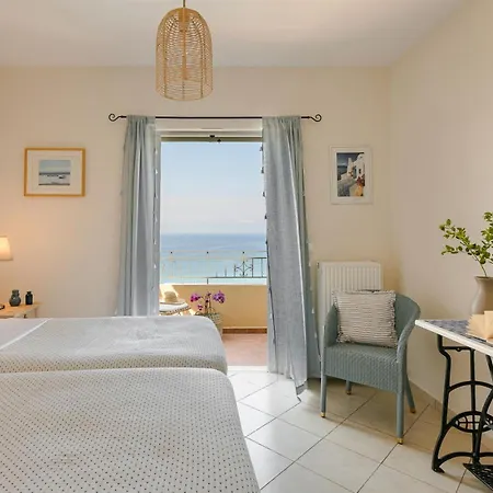 Βίλα Magdalani, Breathtaking Views Across Lourdas Bay